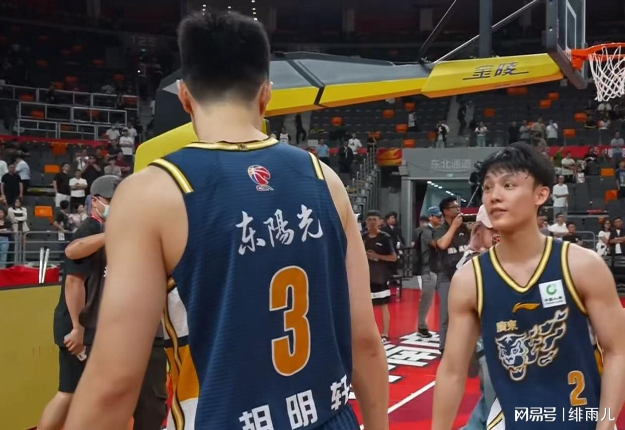 保底NBA二轮被选中？广东小将打成大腿，男篮未来最强双能卫！ | 中国区|mk体育|股份有限公司