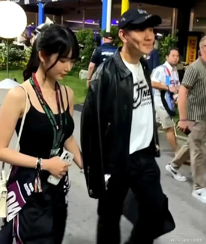 张稀哲谈伤势:很幸运问题不大;休息一下,马上回来