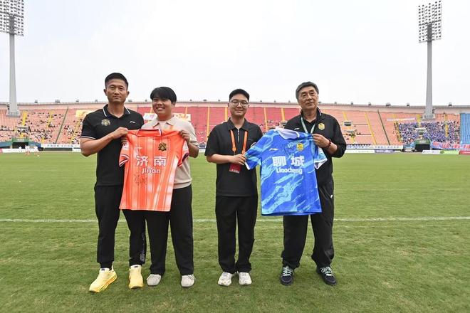 摩洛哥门将穆罕默迪:拥有布努是全队的幸运,他永远值得信赖