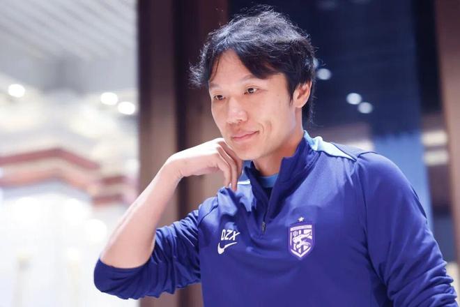 决胜两罚大心脏!18岁布泽尔三分9中6比大学还准 灰熊官方连推点赞