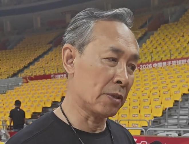 约维奇:以为可能离开热火 很高兴能向历史最佳大前锋之一学习