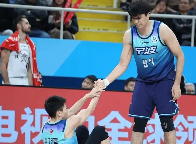瑞士造点前疑似越位未给划线图,FIFA称为技术故障且并不越位