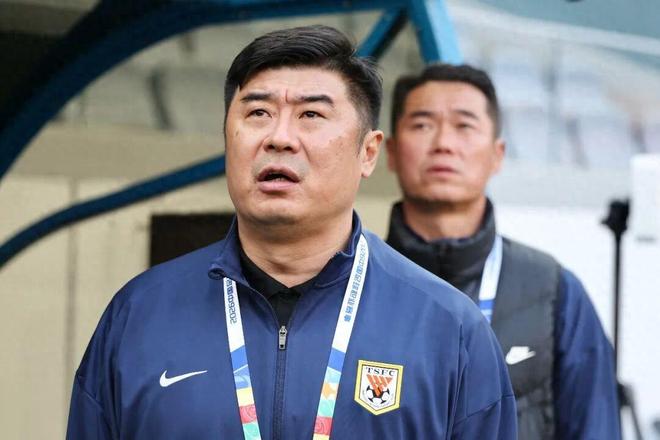 李国旭回应引援问题：球队需要+符合预算，按照此标准去引援