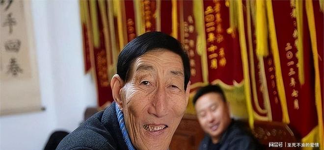 杜峰也没想到,在清华附中读书的儿子,如今15岁就开始为自己争光