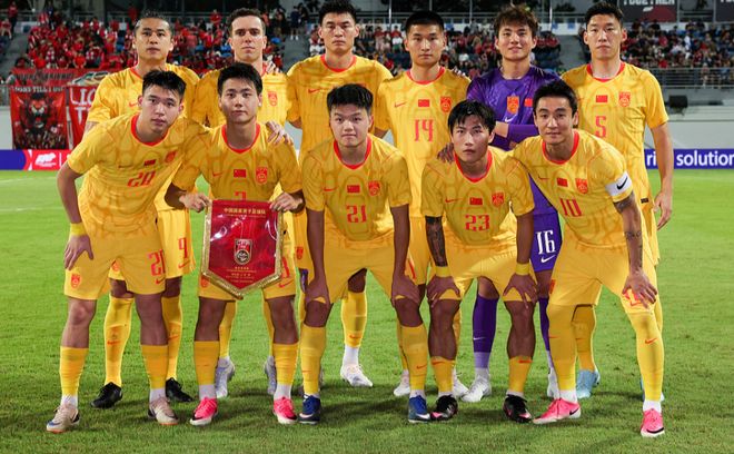 周琦、赵睿、曾凡博:季后赛对广东队或广州队都一样