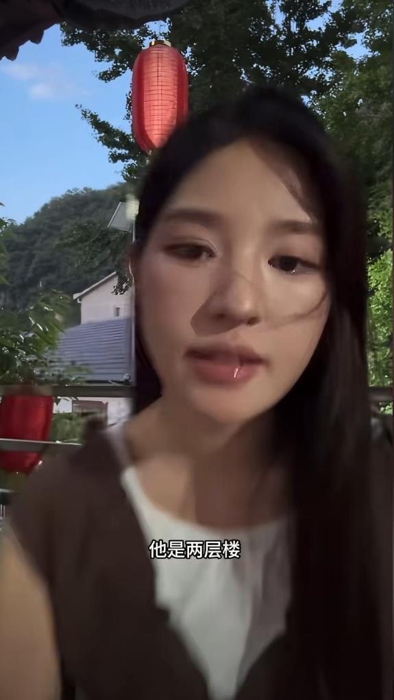 韩红就是自我托大，没大没小！叫小宋肯定不合适！
