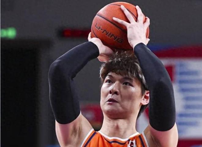 媒体人：中国男篮结束第三窗口期比赛后，7月13日再次开启集训