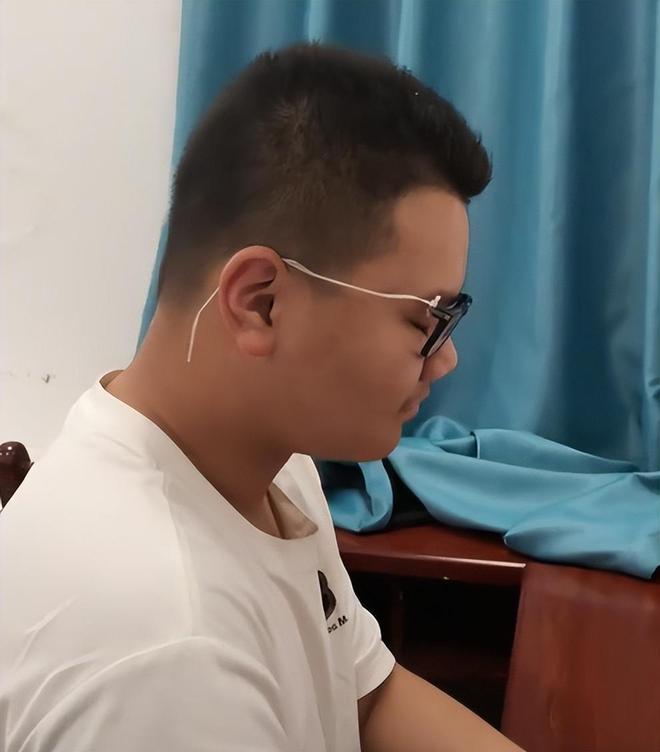 0点12分!山东男篮核心高诗岩迎坏消息,赴美康复,期待王者归来