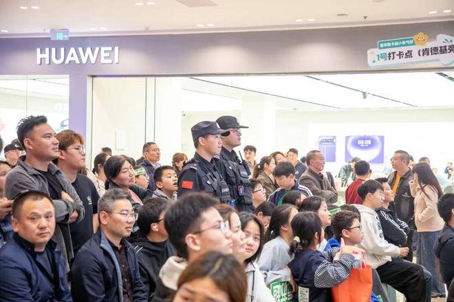 2026世界杯金靴争夺战:巴洛贡揭幕战两球暂居榜首